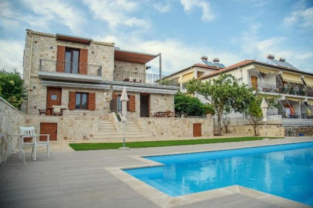 Zefiros Luxury Apartments ซิโวตา ภายนอก รูปภาพ