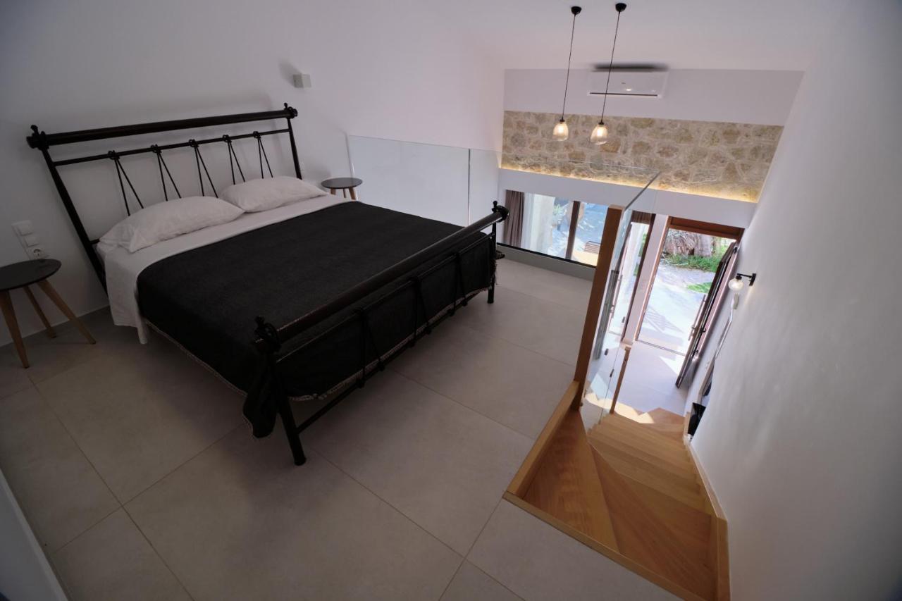 Zefiros Luxury Apartments ซิโวตา ภายนอก รูปภาพ
