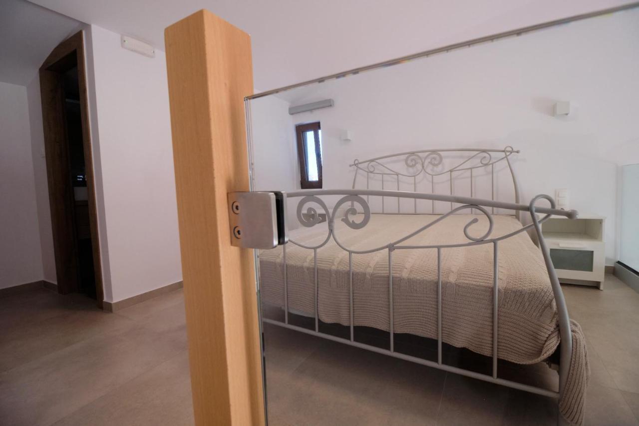 Zefiros Luxury Apartments ซิโวตา ภายนอก รูปภาพ