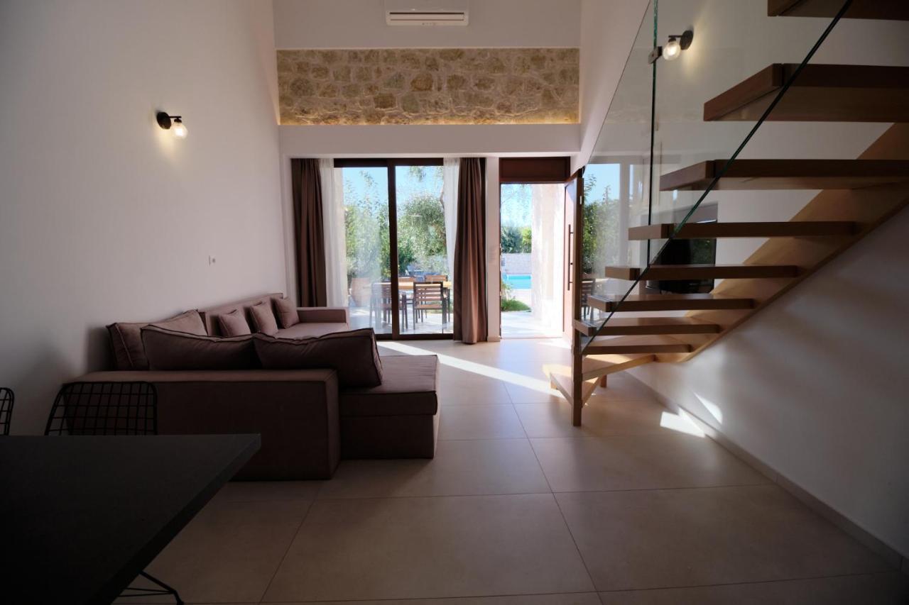 Zefiros Luxury Apartments ซิโวตา ภายนอก รูปภาพ