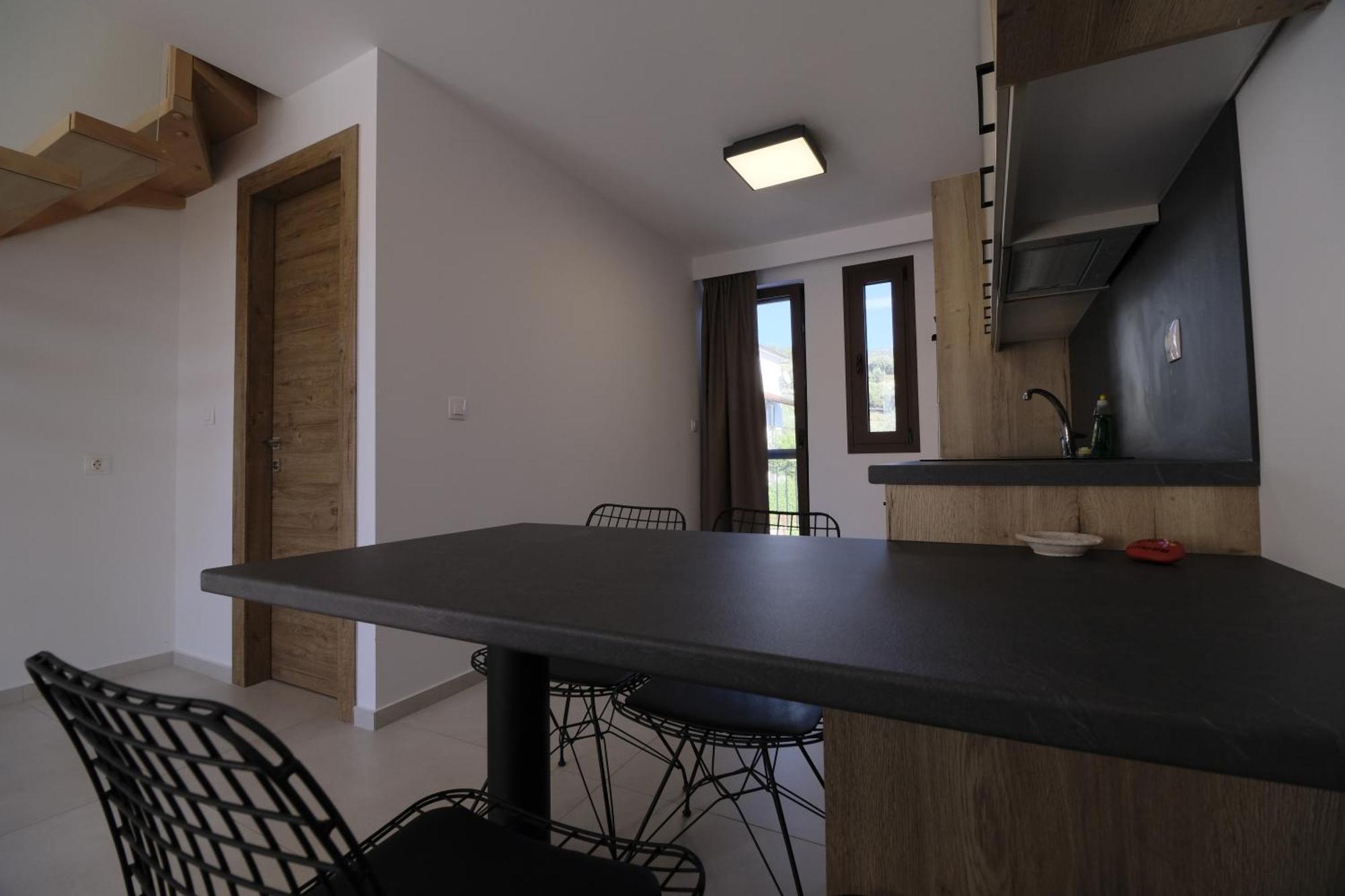 Zefiros Luxury Apartments ซิโวตา ภายนอก รูปภาพ