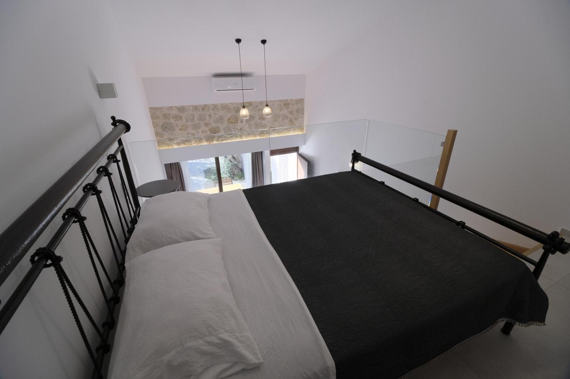 Zefiros Luxury Apartments ซิโวตา ภายนอก รูปภาพ